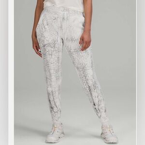 Lululemon Women's Cotton Jogger Pants